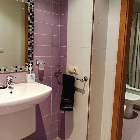 Dos Exterior Y Bien Comunicado